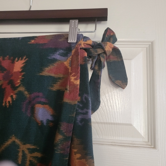 Aztec Retro Wrap Skirt - Picture 3 of 4